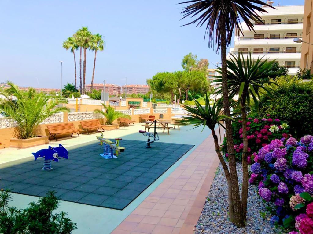 Apartamento frente al mar con piscina Malgrat de Mar Exterior foto
