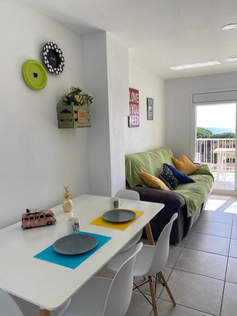 Apartamento frente al mar con piscina Malgrat de Mar Exterior foto